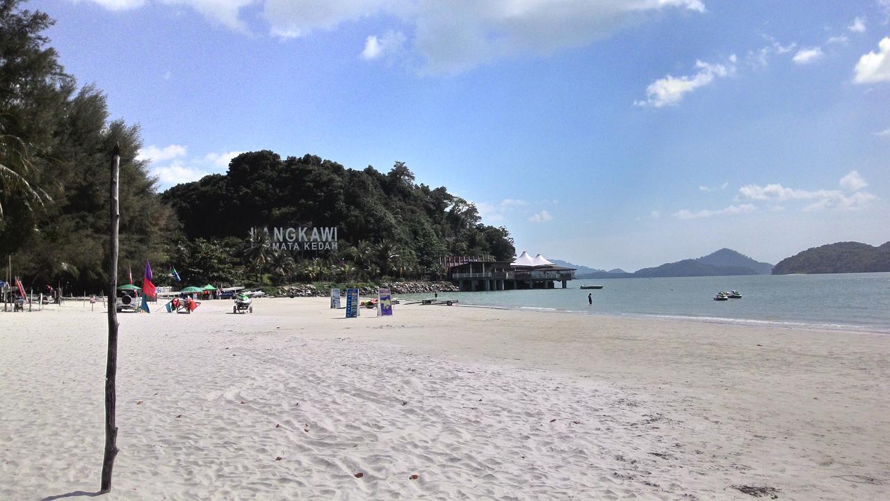 Langkawi Dormitorio Pantai Cenang  Esterno foto
