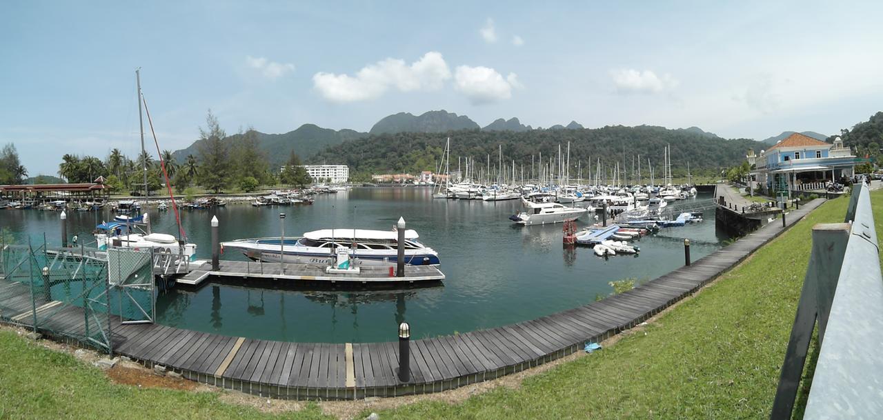 Langkawi Dormitorio Pantai Cenang  Esterno foto